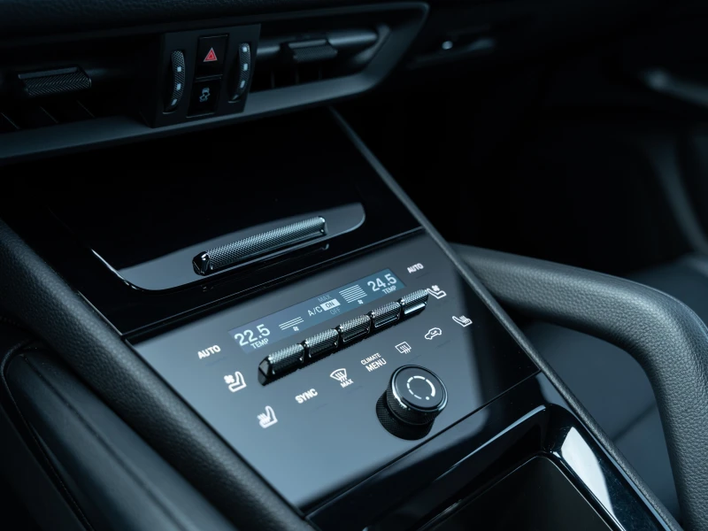 Porsche Cayenne E-Hybrid, снимка 12 - Автомобили и джипове - 53073815