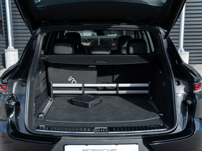 Porsche Cayenne E-Hybrid, снимка 16 - Автомобили и джипове - 53073815