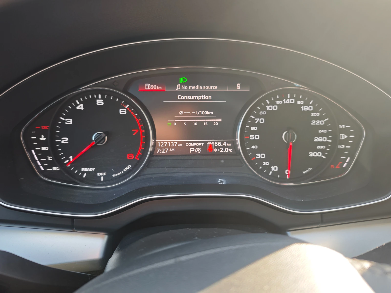 Audi Q5 COMFORT 45 quattro: Hibrid - изображение 7