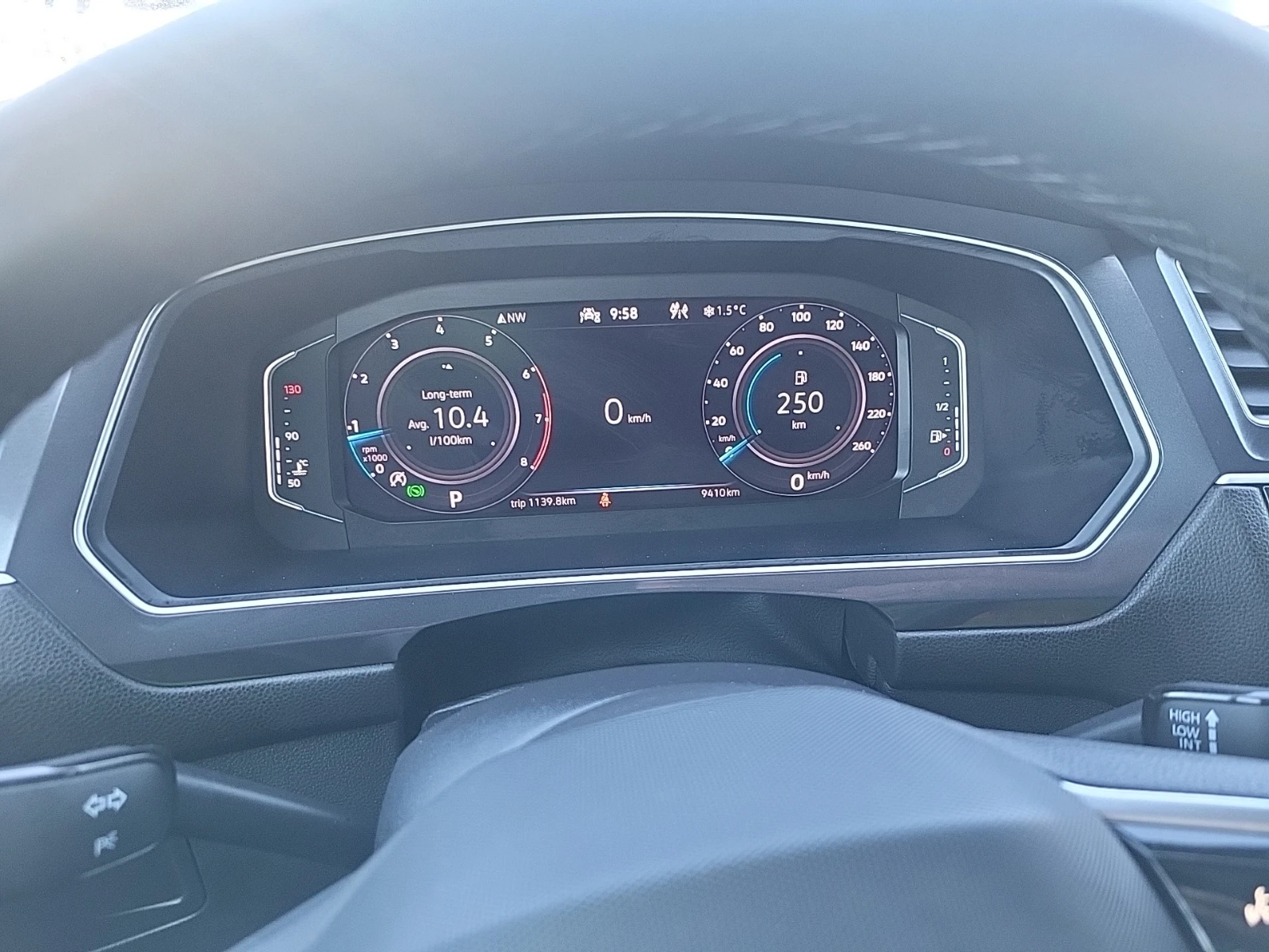 VW Tiguan  COMFORTLINE R-LINE BLACK EDITICARFAX АВТО КРЕДИТ  - изображение 8