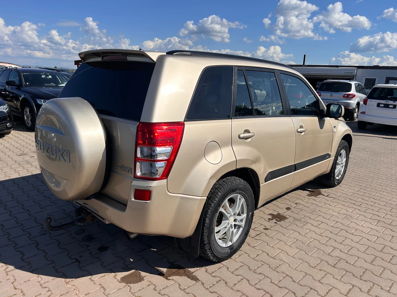 Suzuki Grand vitara 1.9D 4X4 EURO 4 - изображение 6