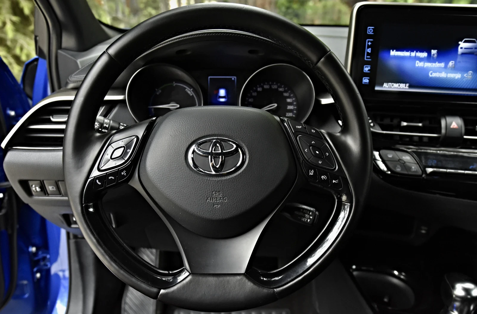 Toyota C-HR 1.8 HYBRID E-CVT - изображение 10