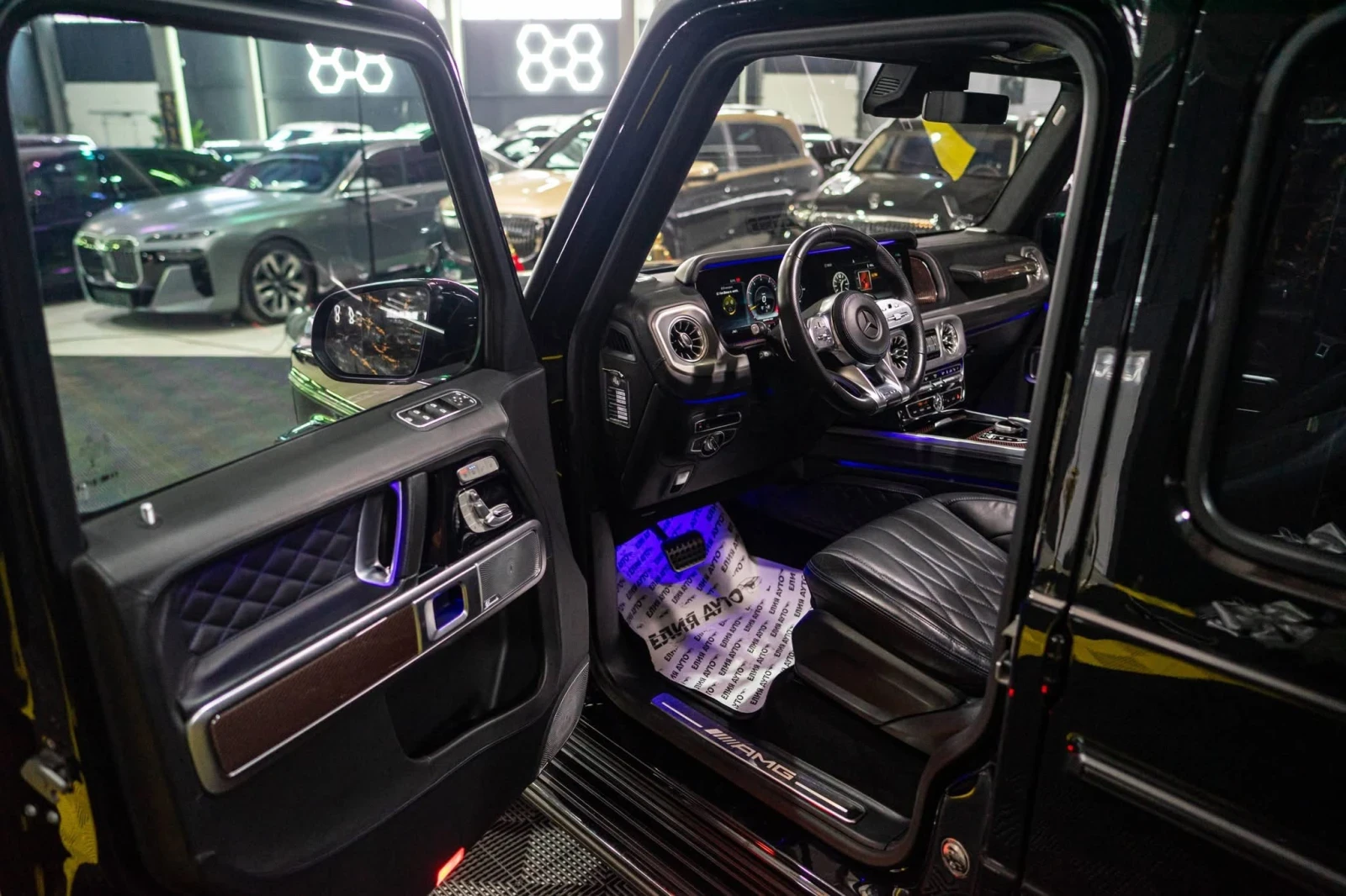 Mercedes-Benz G 63 AMG 4.0 V8 FULL BLACK EDITION CARBON BURM ЛИЗИНГ 100% - изображение 10