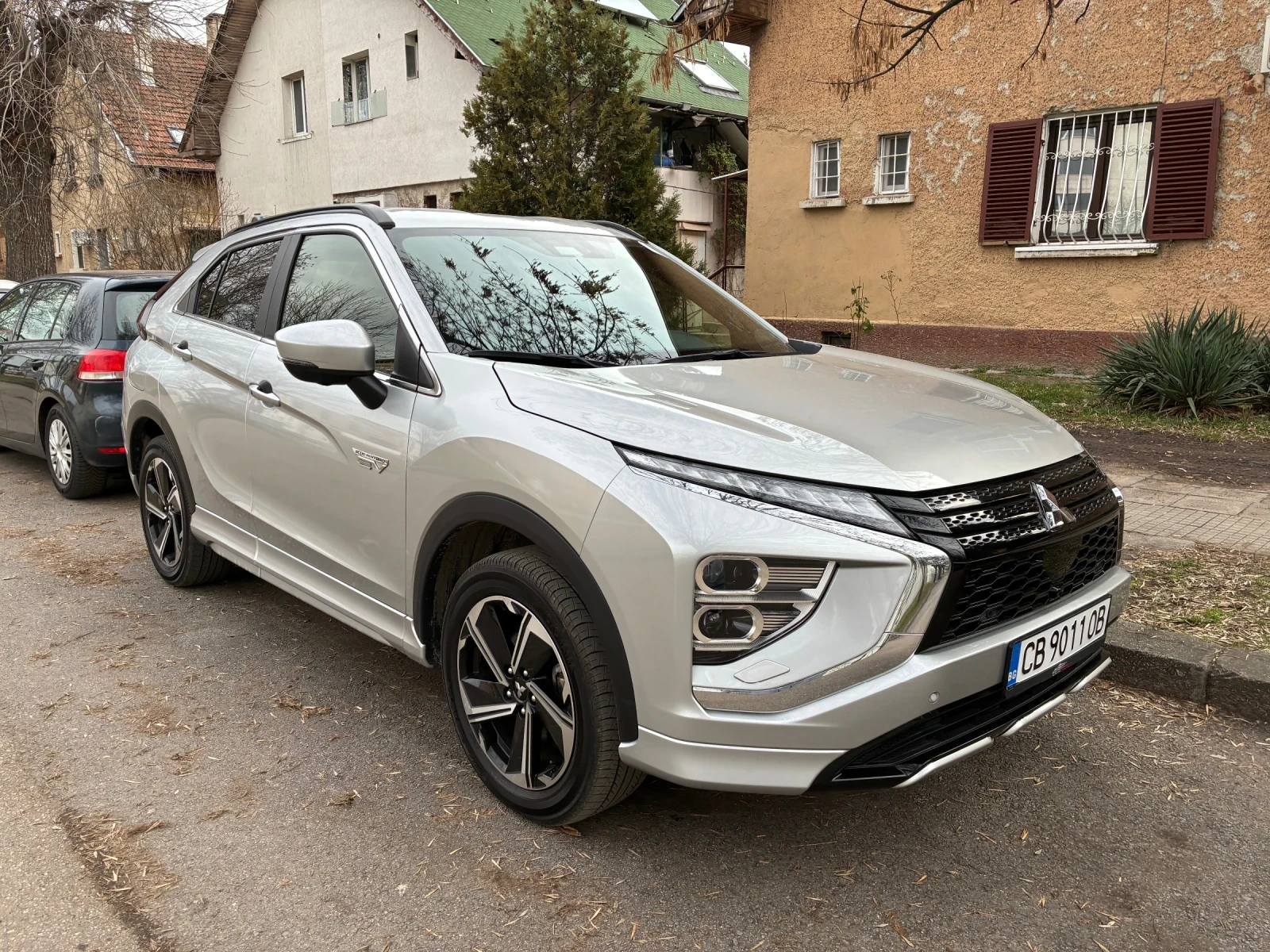Mitsubishi Eclipse Cross PHEV ���������, � ��������, ������ ���� | Mobile.bg � ����������� 12