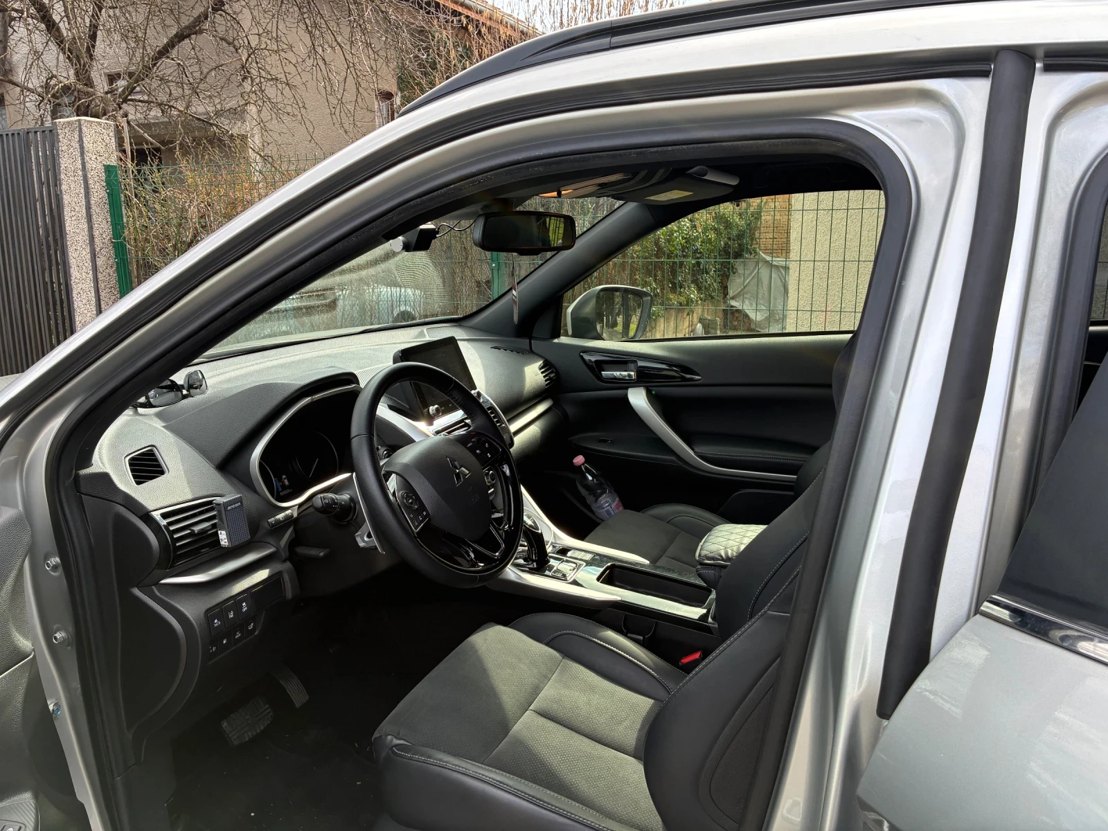 Mitsubishi Eclipse Cross PHEV с фабрична гаранция, перфектна, снимка 14 - Автомобили и джипове - 53953965