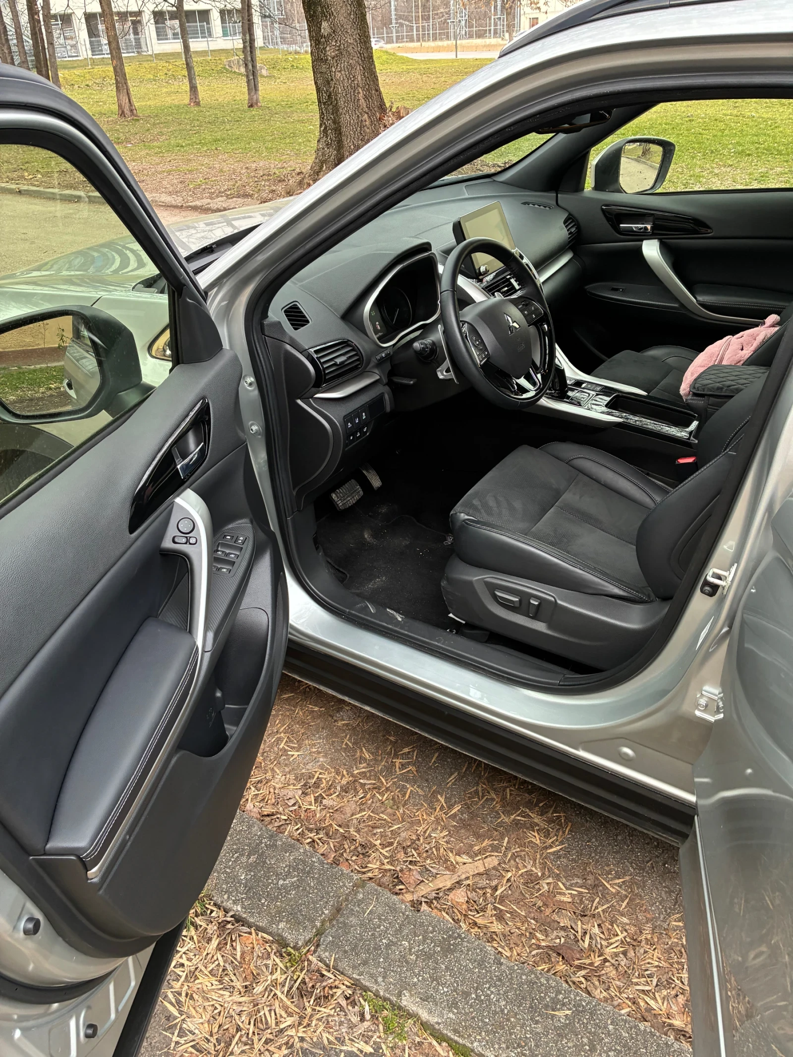 Mitsubishi Eclipse Cross PHEV ���������, � ��������, ������ ���� | Mobile.bg � ����������� 5