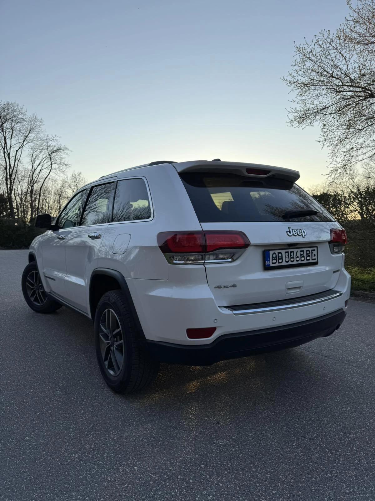 Jeep Grand cherokee 3.6 , снимка 3 - Автомобили и джипове - 54112767