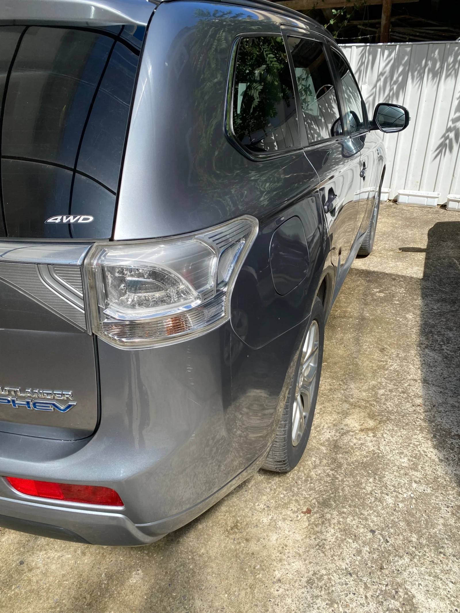 Mitsubishi Outlander PHEV | Mobile.bg � ����������� 11