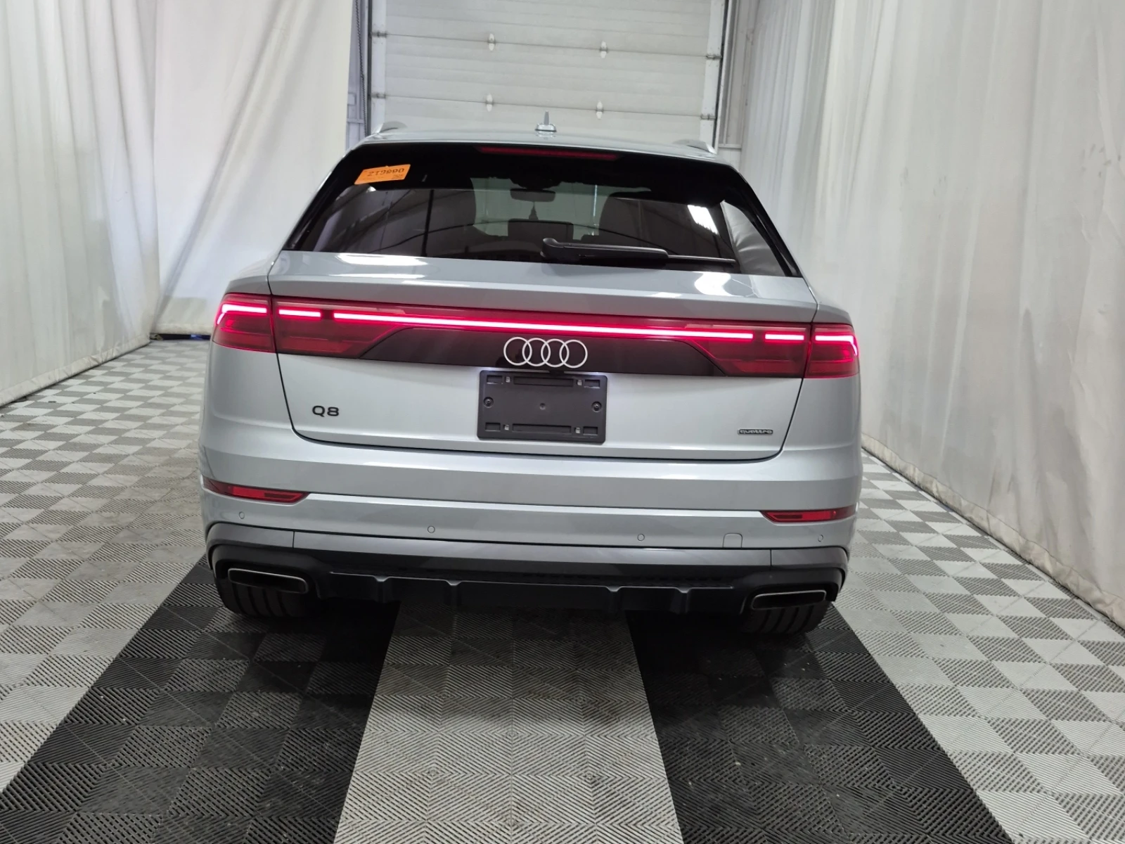 Audi Q8 Progressiv 55 TFSI quattro, снимка 7 - Автомобили и джипове - 54427433