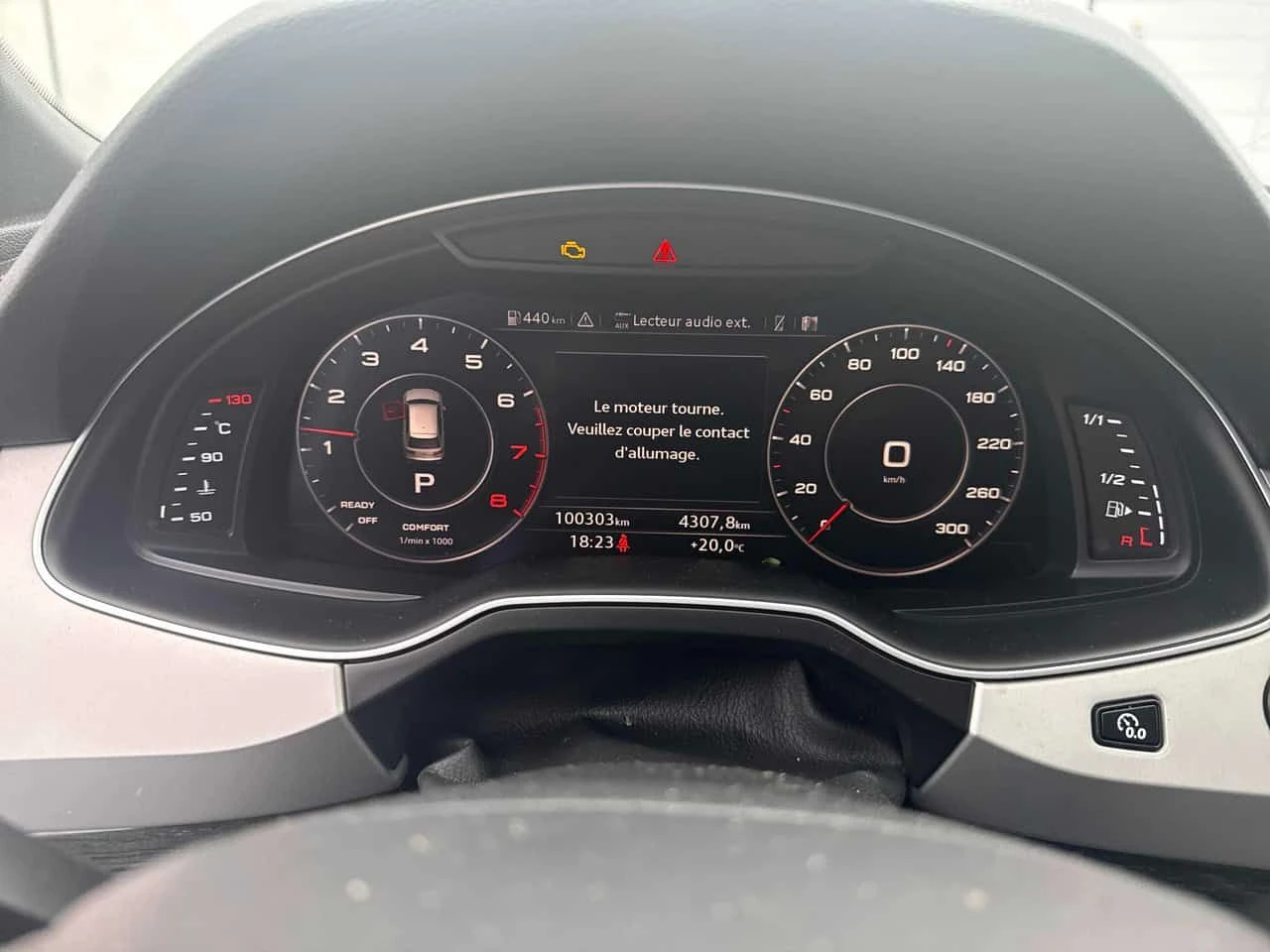 Audi Q7  3.0T Progressiv  / 360 КАМЕРА / ОБДУХВАНЕ /CARFAX, снимка 8 - Автомобили и джипове - 55531573