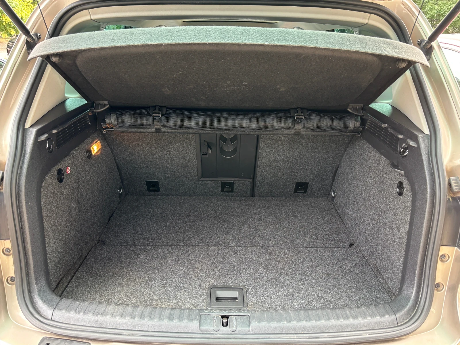 VW Tiguan Sport & Style Facelift, снимка 5 - Автомобили и джипове - 55730588