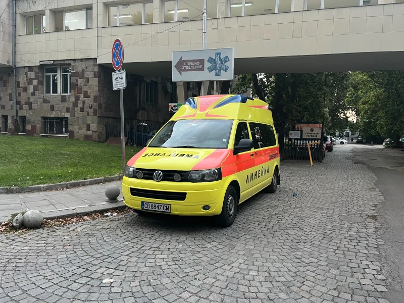 VW T5 2.0 Линейка, снимка 10 - Бусове и автобуси - 52018391