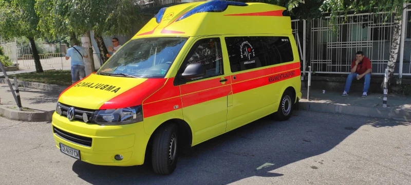 VW T5 2.0 Линейка, снимка 4 - Бусове и автобуси - 52018391