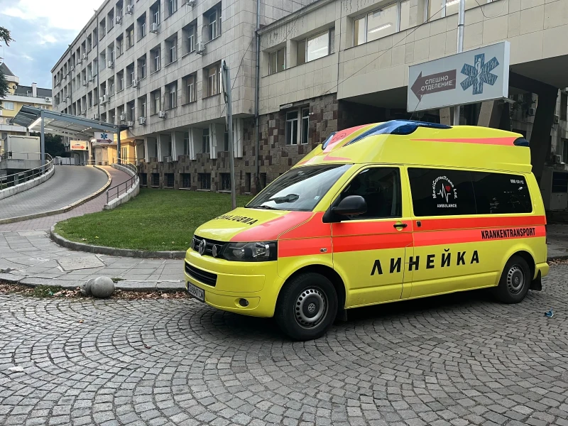 VW T5 2.0 Линейка, снимка 5 - Бусове и автобуси - 52018391