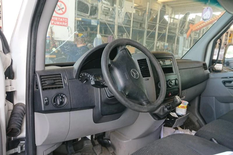 Mercedes-Benz Sprinter 415, снимка 2 - Бусове и автобуси - 29155095