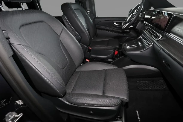 Mercedes-Benz V 300 d 4Matic Long = AMG Line = Avantgarde Гаранция - изображение 10
