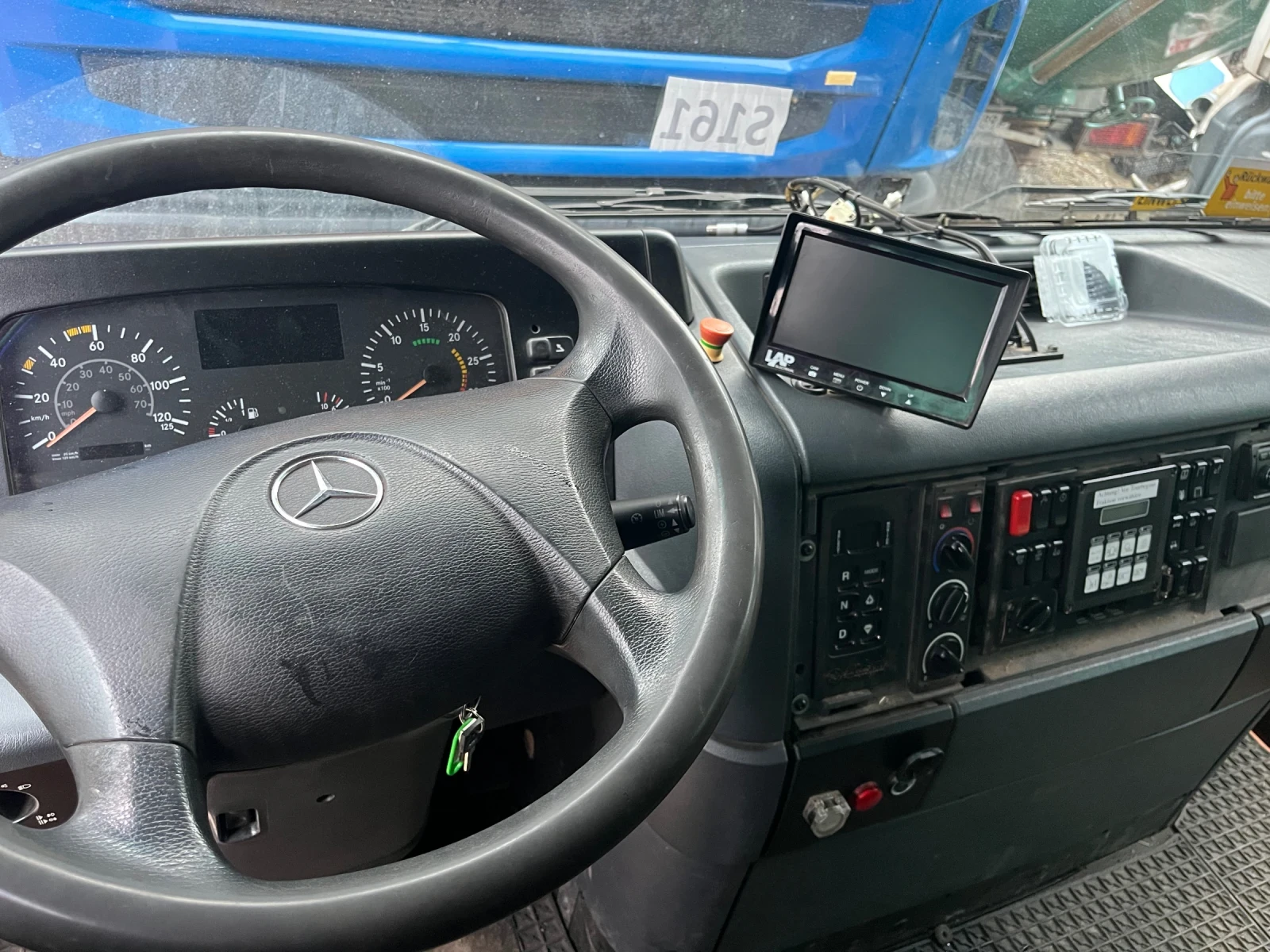 Mercedes-Benz 2629 ECONIC - изображение 5