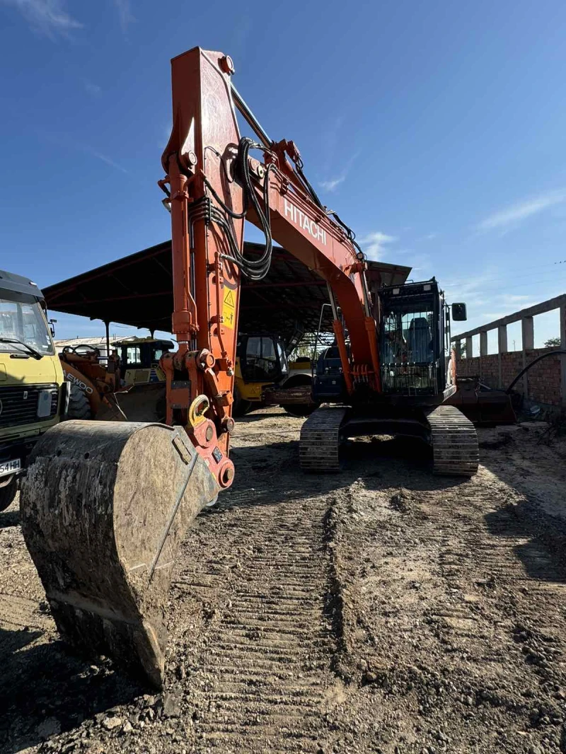 Багер Hitachi Zaxis 160LC - 6 , снимка 5 - Индустриална техника - 47340352