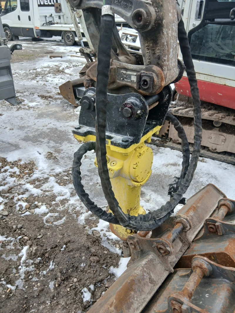 Допълнително оборудване Хидравличен чук Epiroc / Atlas Copco SB 152, снимка 2 - Индустриална техника - 52958438