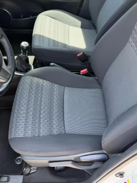 Toyota Yaris 1.4d 140x.km Euro6 FACE LIFT , снимка 8
