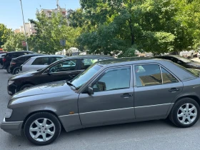 Mercedes-Benz 124 200E, снимка 2