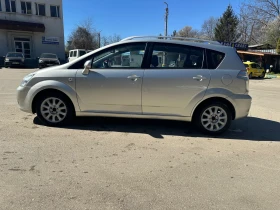 Toyota Corolla verso 1.8 vvt-i верига 7 места, снимка 3