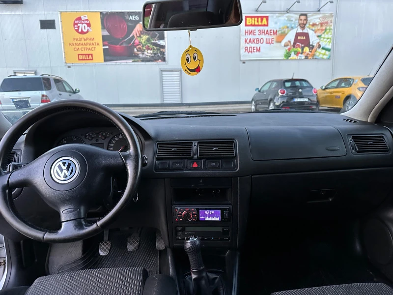 VW Golf, снимка 6 - Автомобили и джипове - 47219816