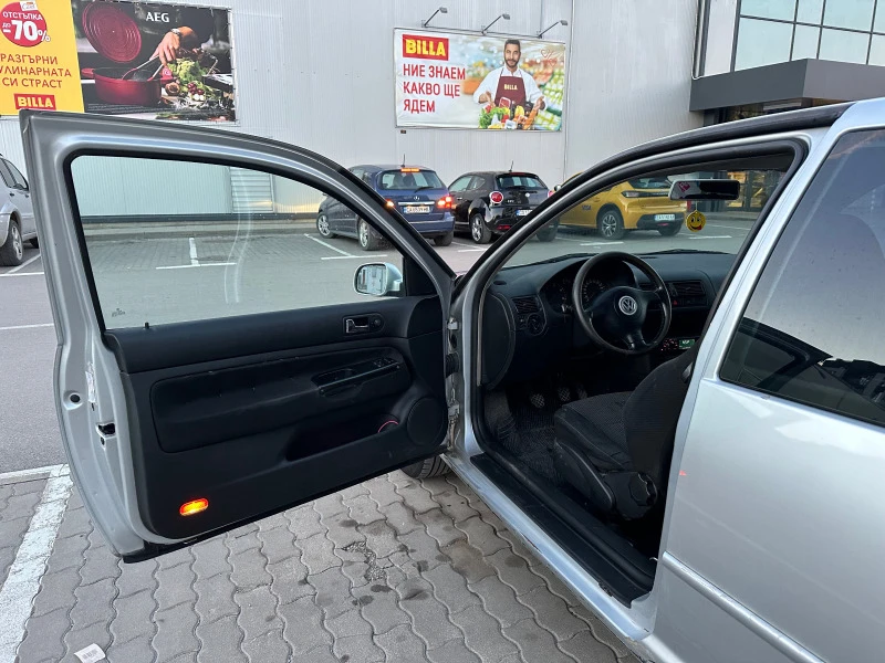 VW Golf, снимка 7 - Автомобили и джипове - 47219816