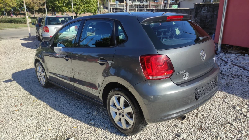 VW Polo 1.6 TDI, снимка 7 - Автомобили и джипове - 47491170