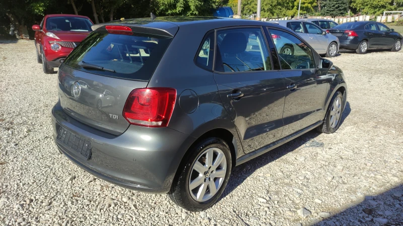 VW Polo 1.6 TDI, снимка 10 - Автомобили и джипове - 47491170