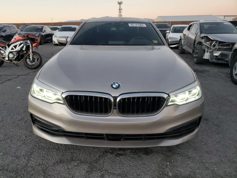 BMW 540 3.0L 6 Rear-wheel drive, снимка 6 - Автомобили и джипове - 48376472