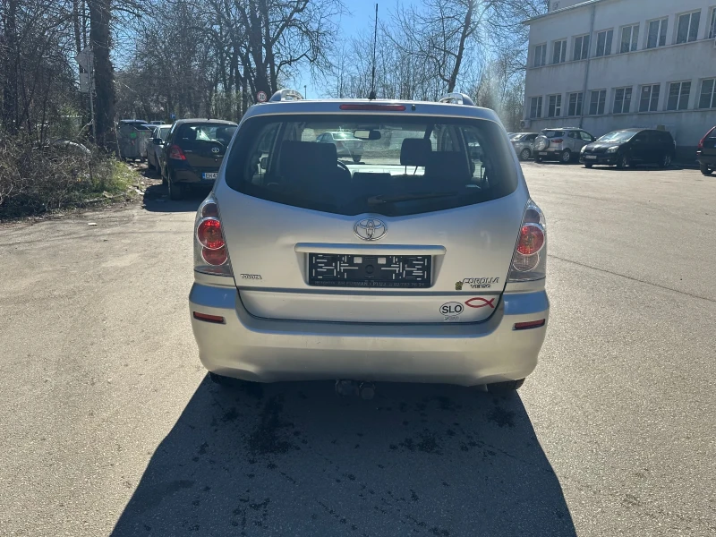 Toyota Corolla verso 1.8 vvt-i верига 7 места, снимка 5 - Автомобили и джипове - 49573748