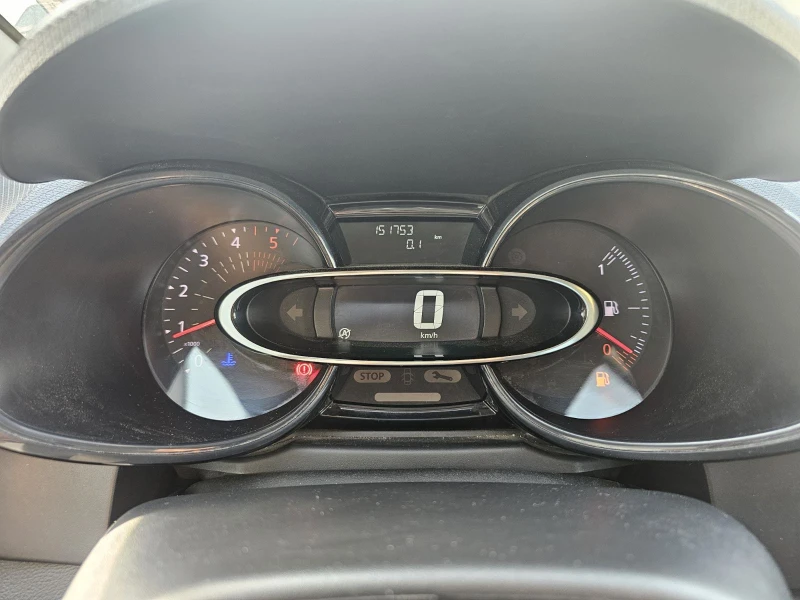 Renault Clio Energy dCi 75 к.с. BVM5 (с N1 хомологация), снимка 8 - Автомобили и джипове - 51556204