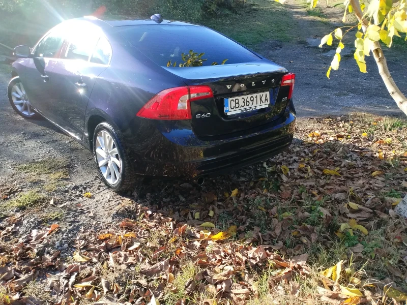 Volvo S60, снимка 4 - Автомобили и джипове - 52340904