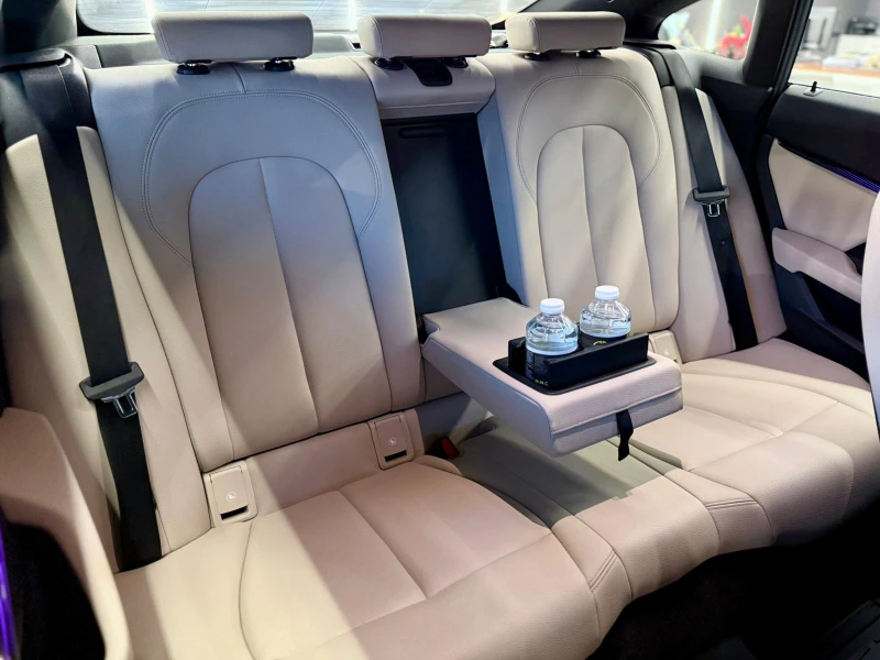 BMW 228 Gran Coupe* xDrive* Iconic Glow* Лизинг, снимка 16 - Автомобили и джипове - 53046029