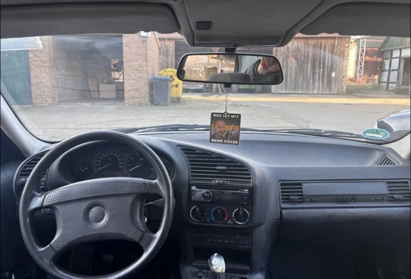 BMW 318 is , снимка 6 - Автомобили и джипове - 53181657