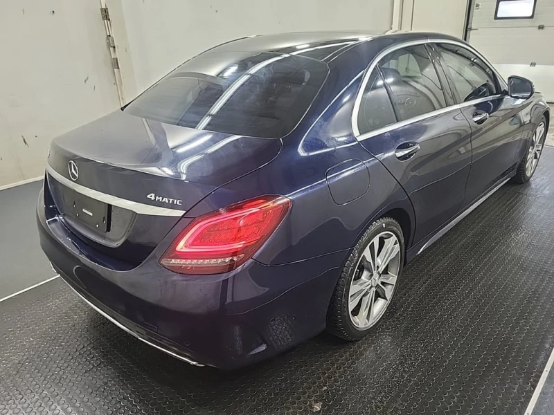 Mercedes-Benz C 300 * CARFAX * ЦЕНА ДО БГ, снимка 4 - Автомобили и джипове - 53205670