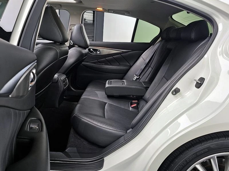 Infiniti Q50 3.0 БЕНЗИН* КОЖА* ПОДГРЕВ, снимка 12 - Автомобили и джипове - 55976028