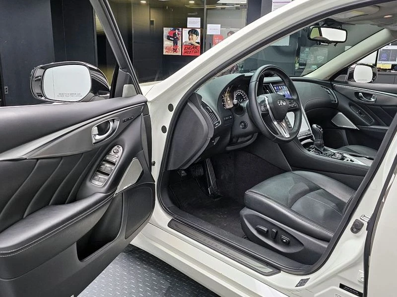 Infiniti Q50 3.0 БЕНЗИН* КОЖА* ПОДГРЕВ, снимка 11 - Автомобили и джипове - 55976028