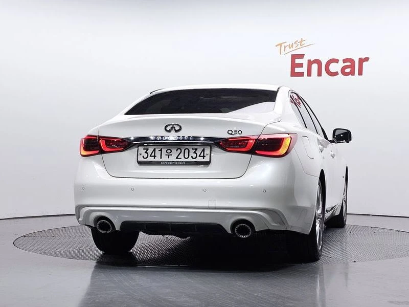 Infiniti Q50 3.0 БЕНЗИН* КОЖА* ПОДГРЕВ, снимка 4 - Автомобили и джипове - 55976028