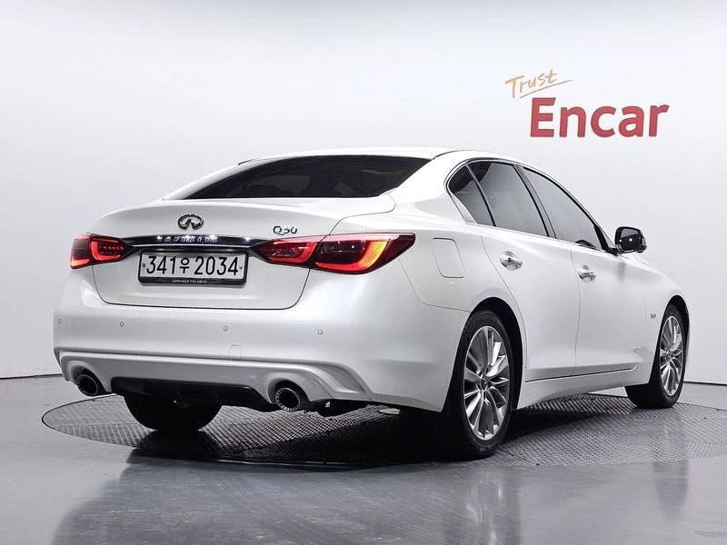 Infiniti Q50 3.0 БЕНЗИН* КОЖА* ПОДГРЕВ, снимка 2 - Автомобили и джипове - 55976028