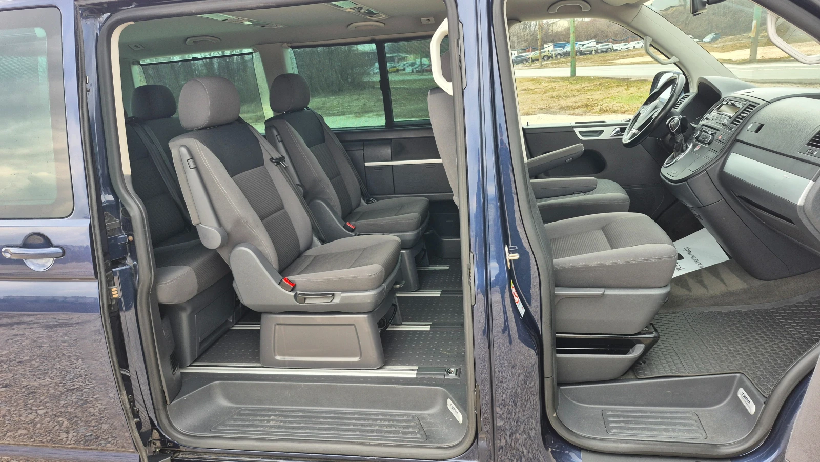 VW Multivan 2.0 TDI 4MOTION  AVTOMATIK Германия Отличен | Mobile.bg — изображение 12