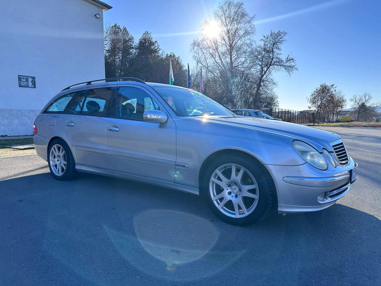 Mercedes-Benz E 270  - изображение 3