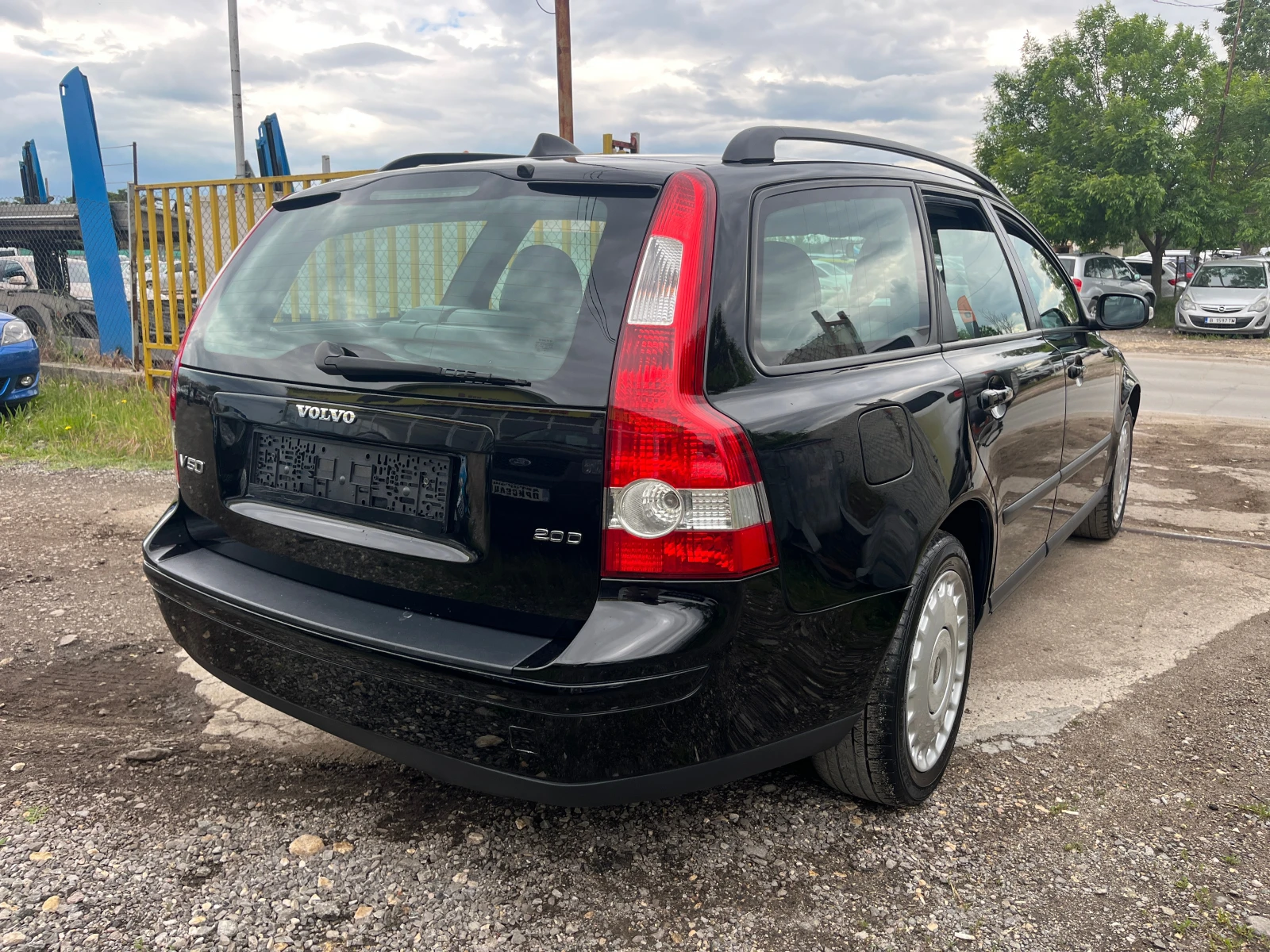Volvo V50 2.0 ДИЗЕЛ - изображение 4
