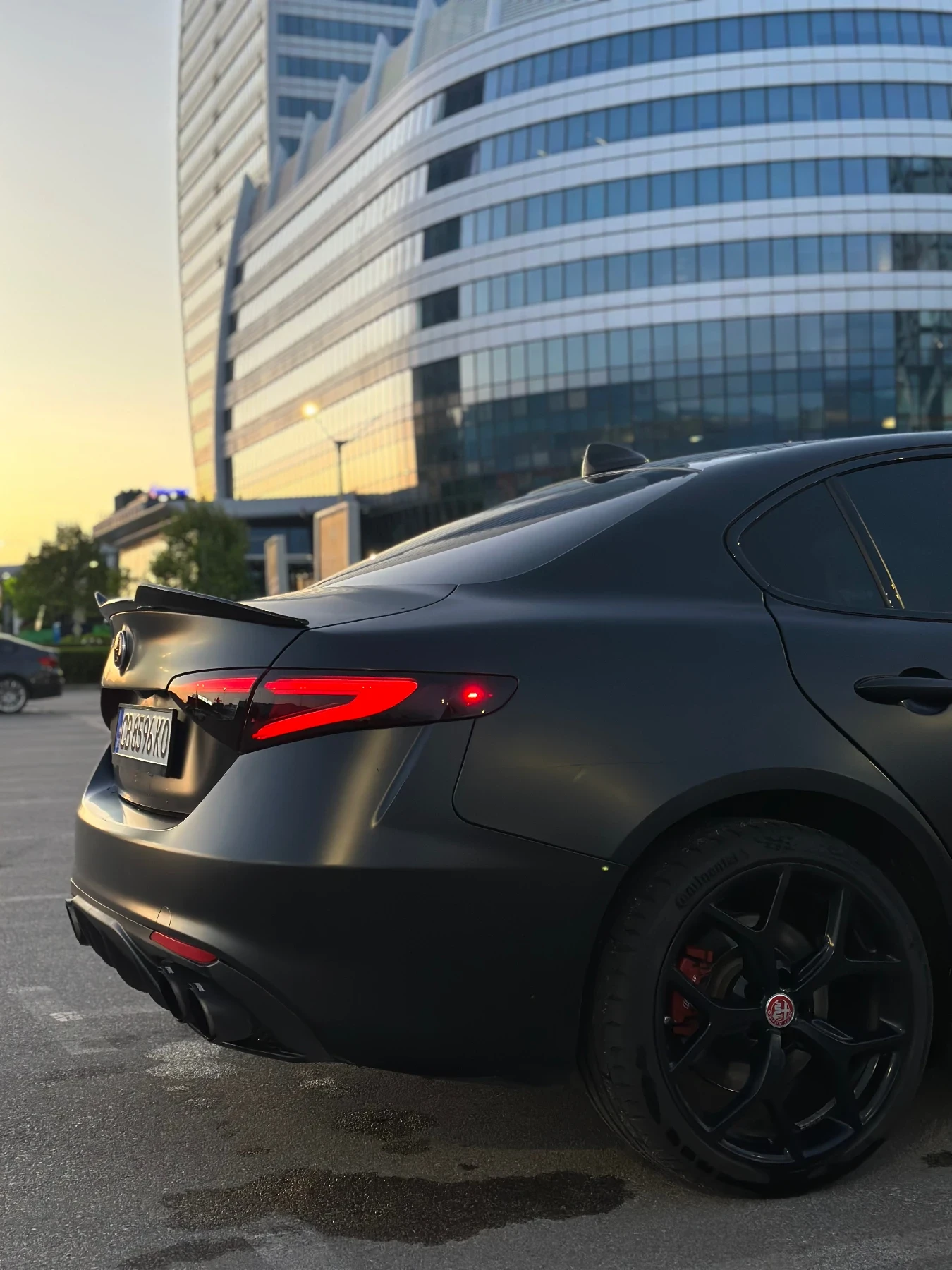Alfa Romeo Giulia Veloce Q4 - изображение 6