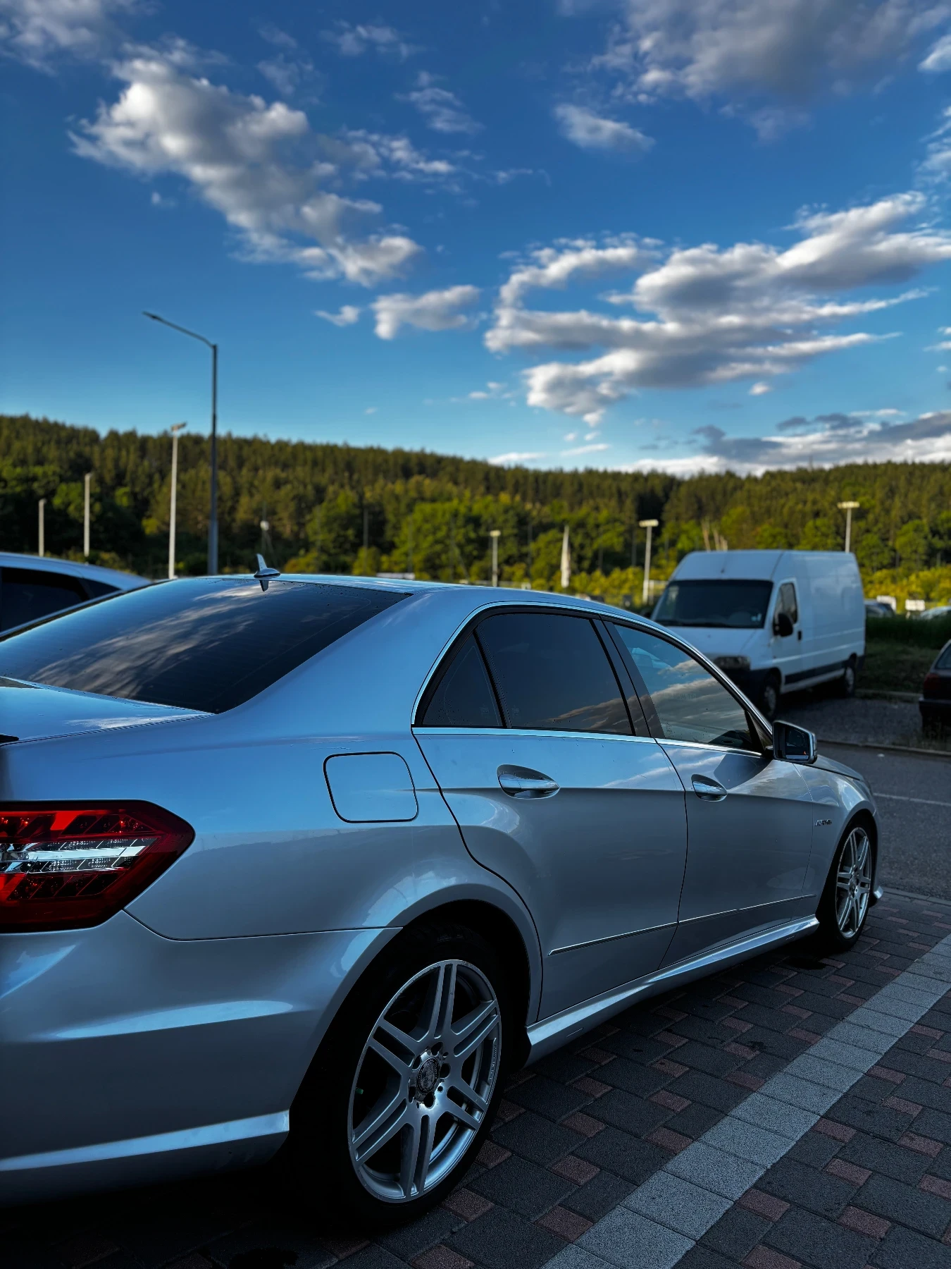 Mercedes-Benz E 350 AMG Pack - изображение 5