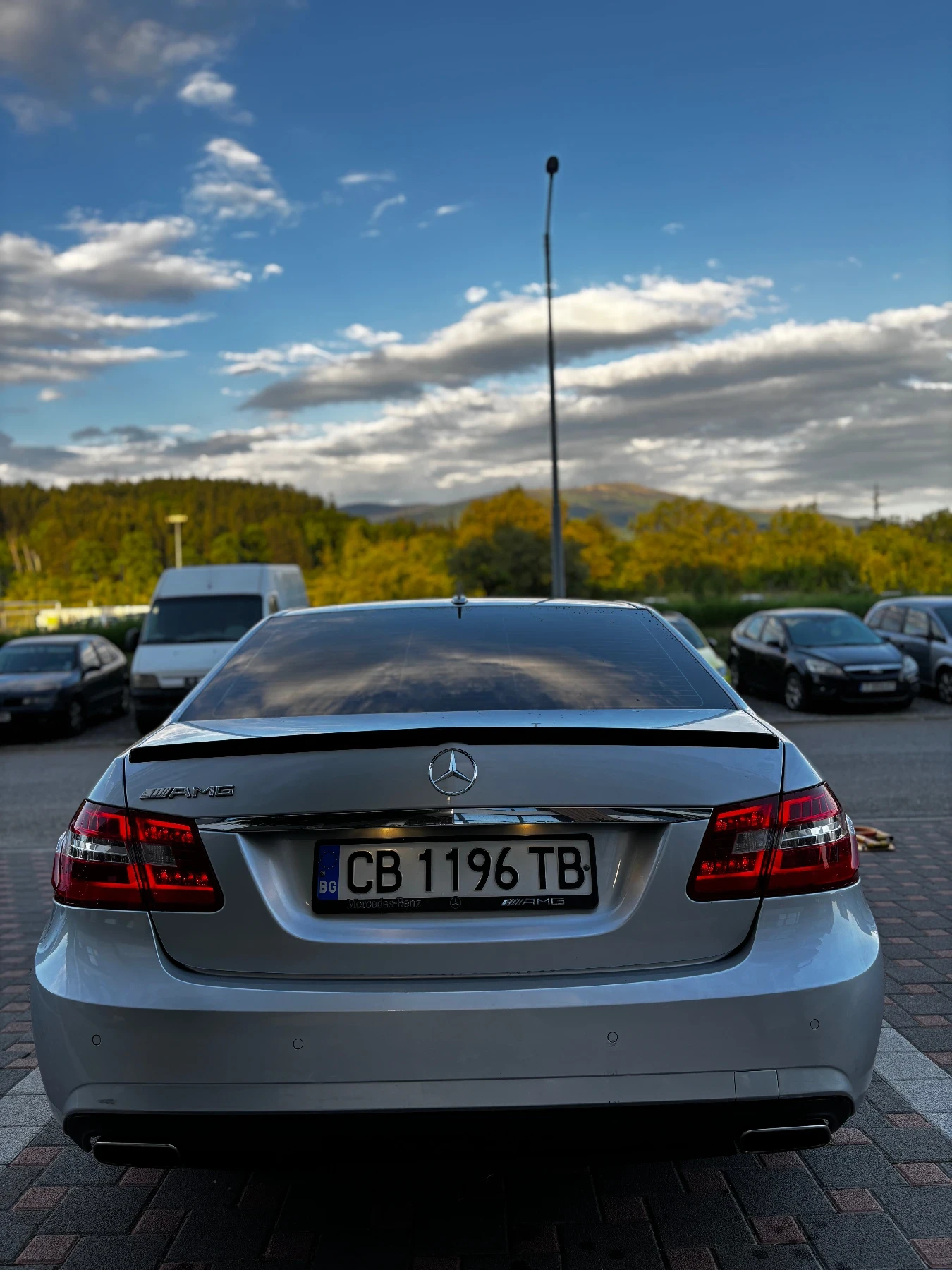 Mercedes-Benz E 350 AMG Pack - изображение 4