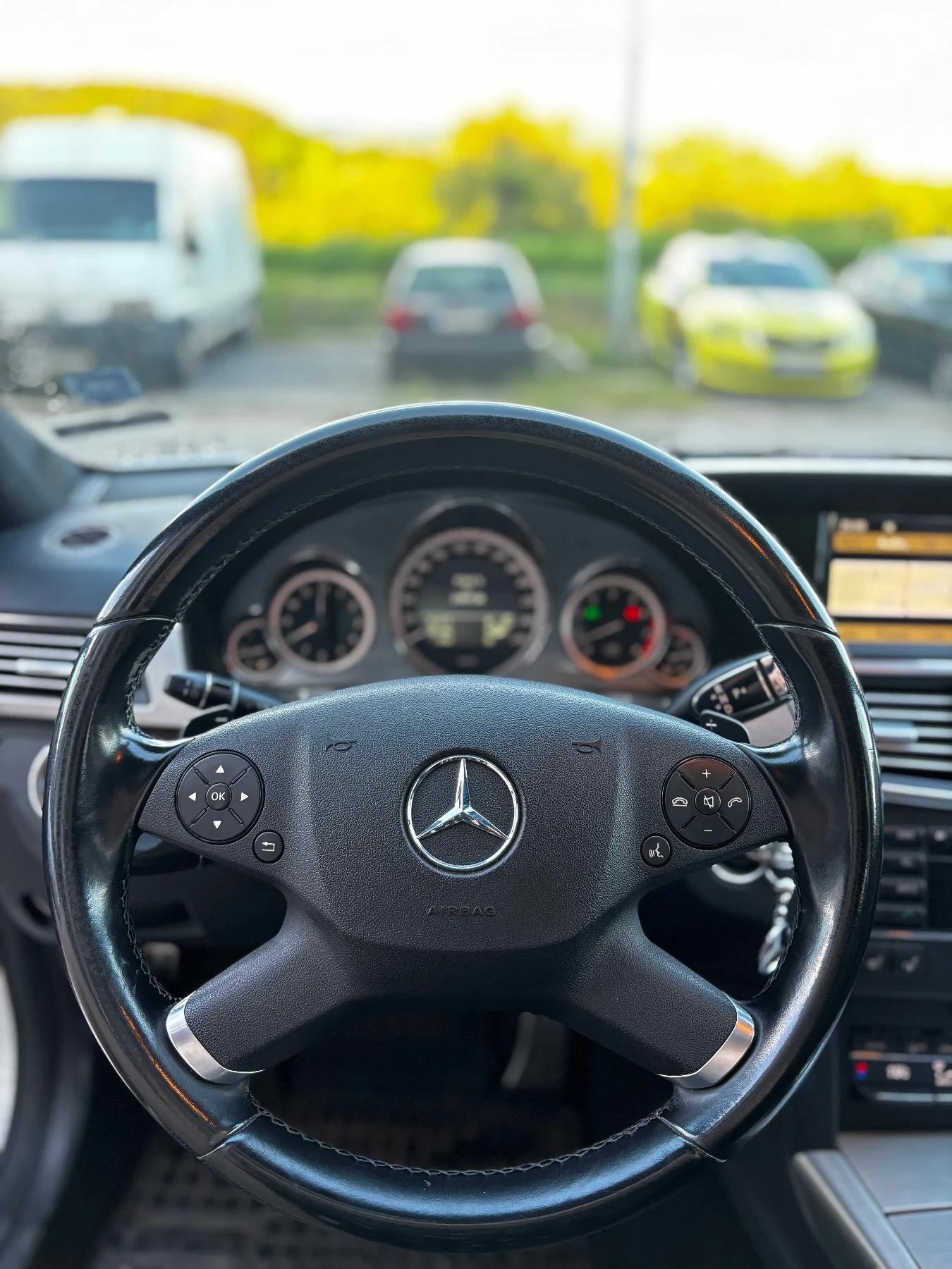 Mercedes-Benz E 350 AMG Pack - изображение 10