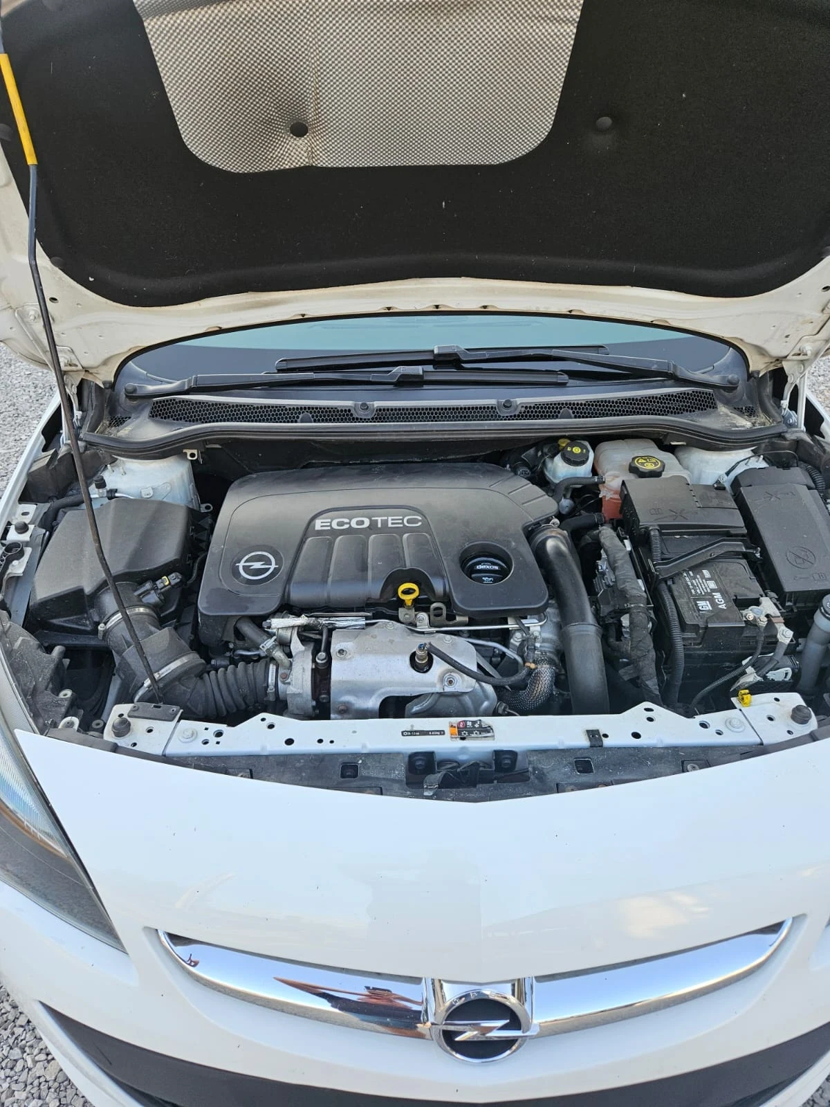 Opel Astra J - изображение 2