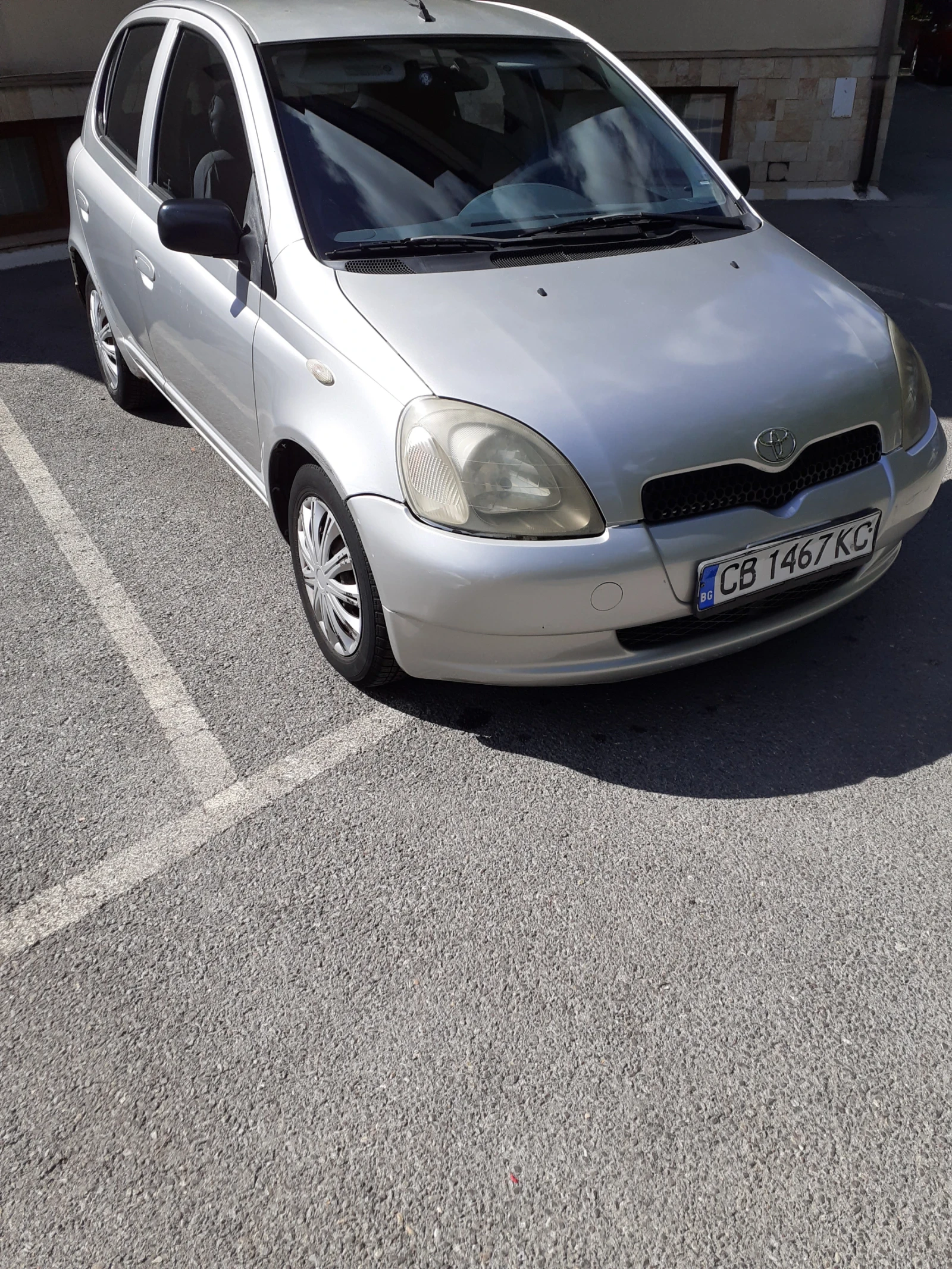 Toyota Yaris  - изображение 4